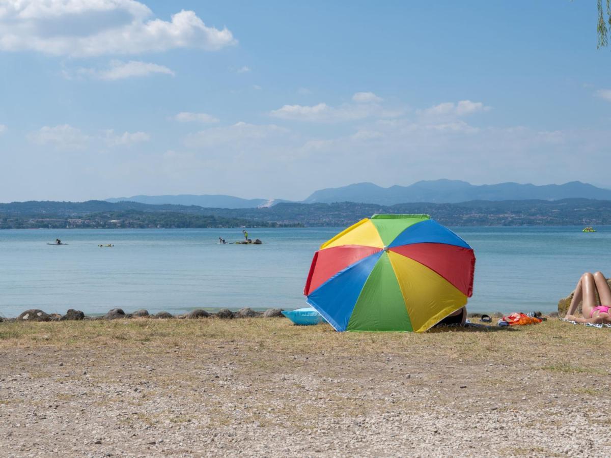 Holiday Home Garda Suite Trendy By Interhome Rivoltella del Garda Buitenkant foto